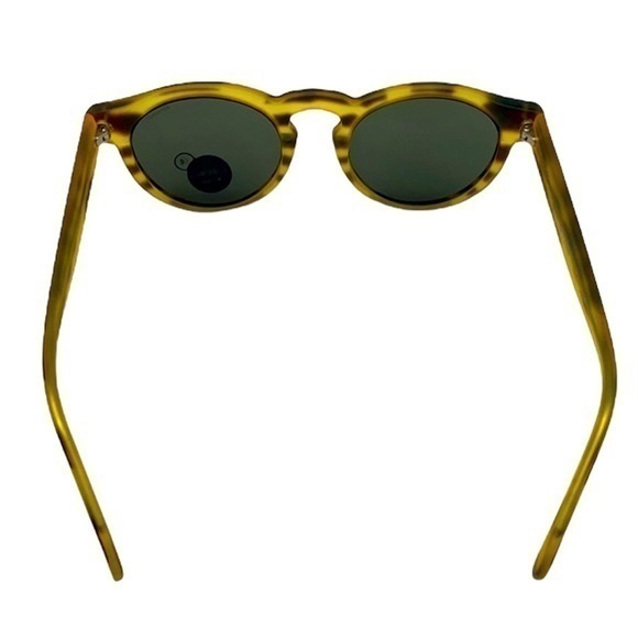 KOMONO Women’s Clement Safari Sunglasses - Picture 12 of 15